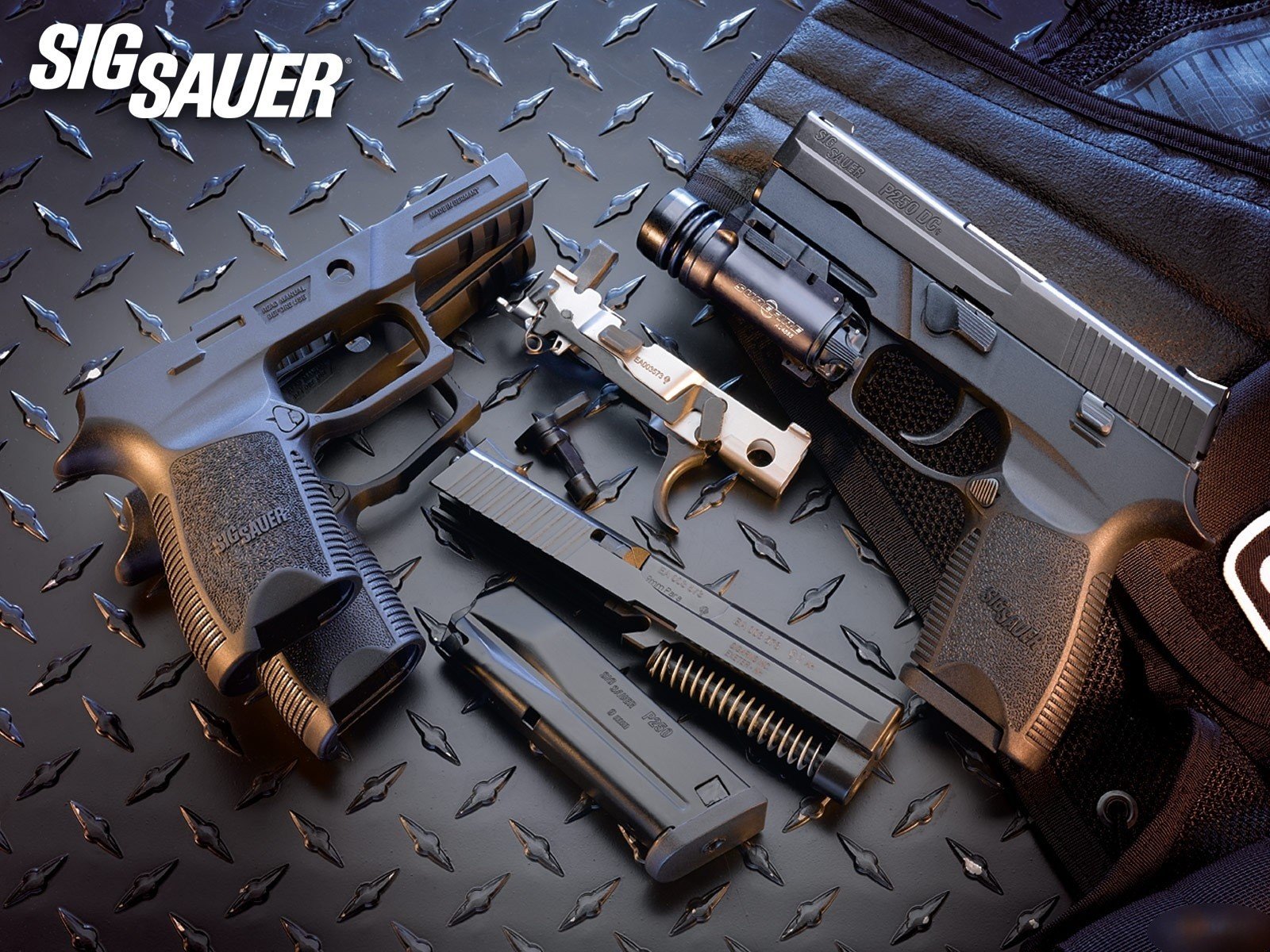 Free Sig Sauer Pistol high quality wallpaper ID:340203 for hd 1600x1200 PC