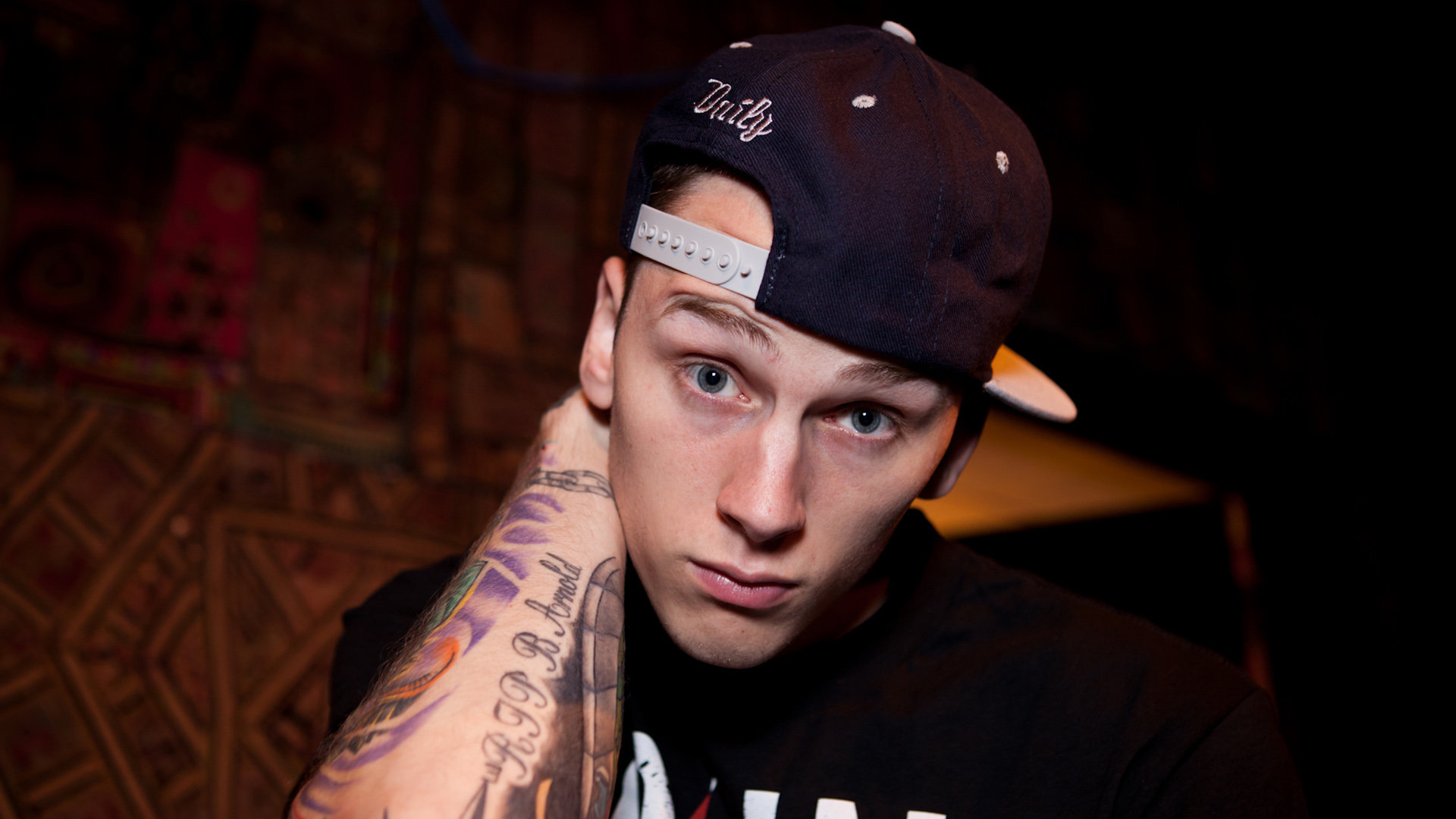 Free download Mgk wallpaper ID:20584 full hd for computer