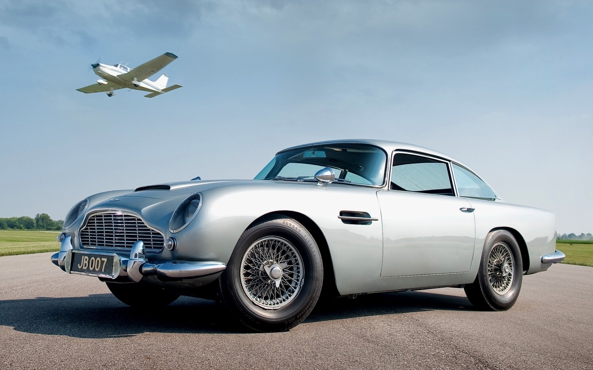 Free download Aston Martin DB5 background ID:322160 hd 1920x1200 for PC