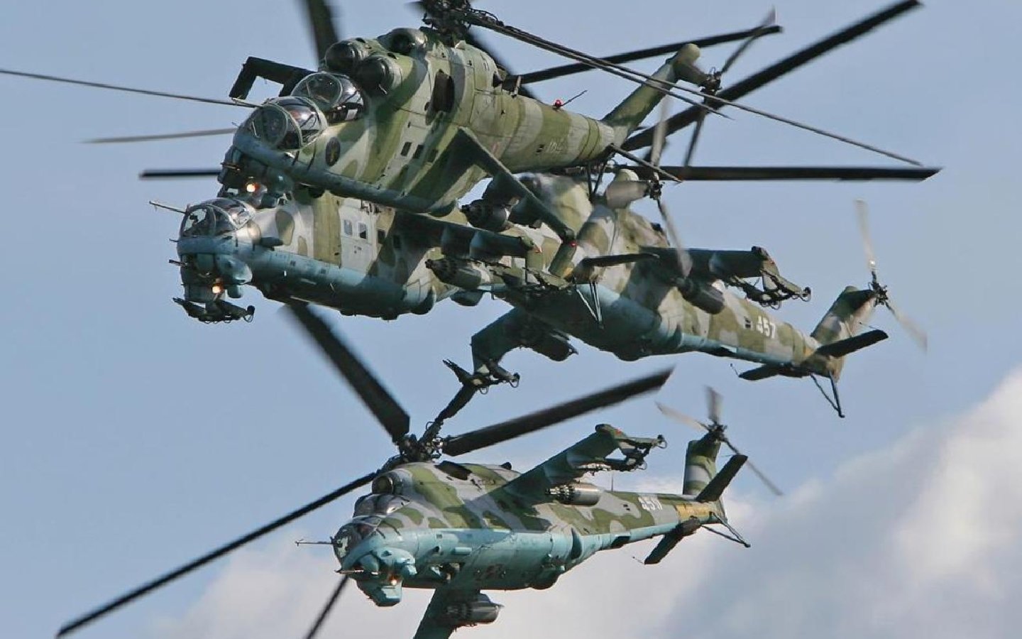 Awesome Mil Mi-24 free wallpaper ID:269806 for hd 1440x900 computer
