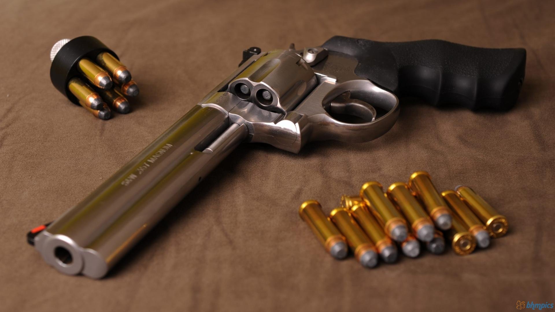 High resolution Smith & Wesson Revolver 1080p background ID:241958 for desktop