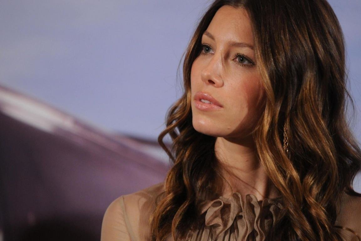 Awesome Jessica Biel free background ID:410793 for hd 1152x768 PC