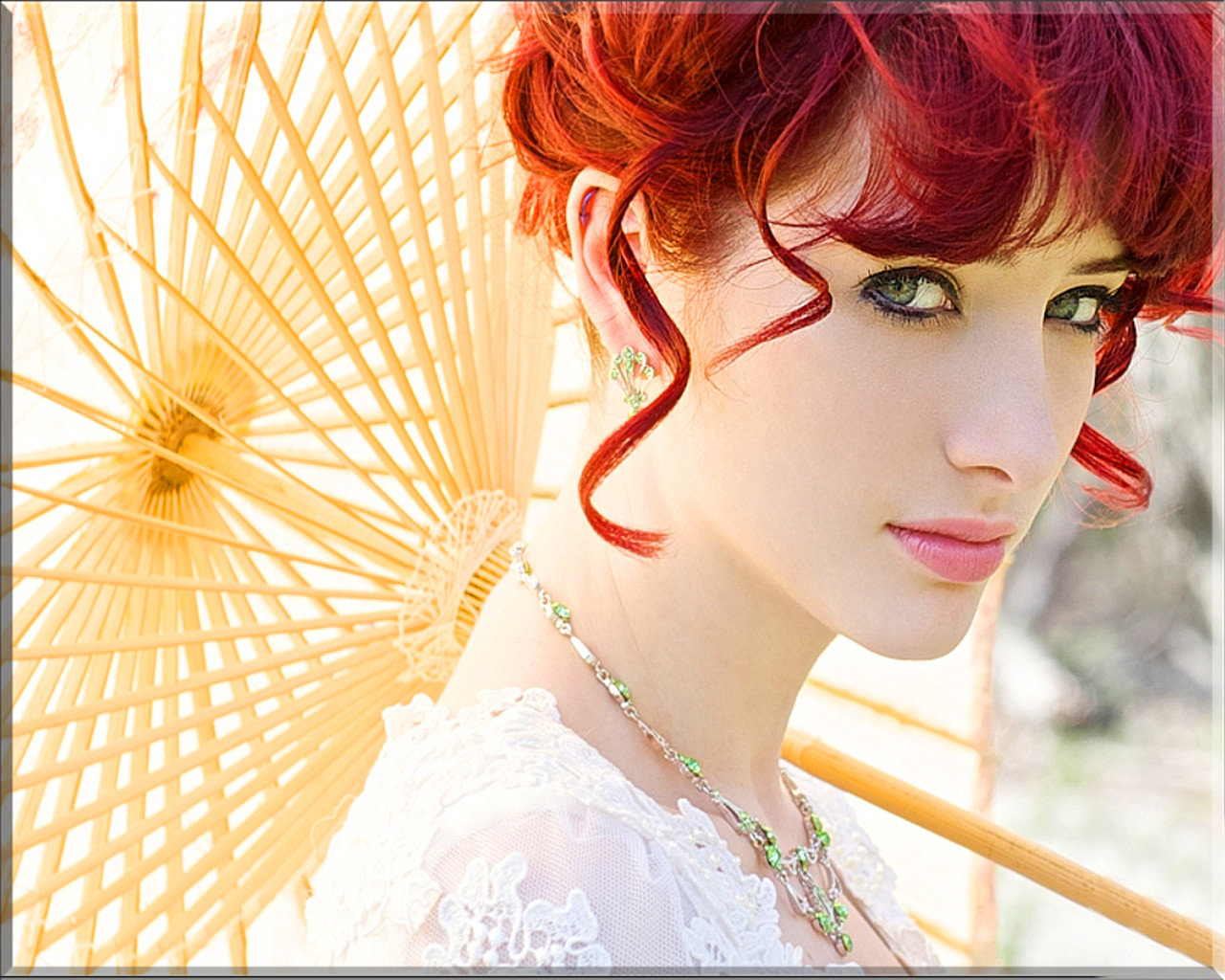 Awesome Model free wallpaper ID:12624 for hd 1280x1024 PC