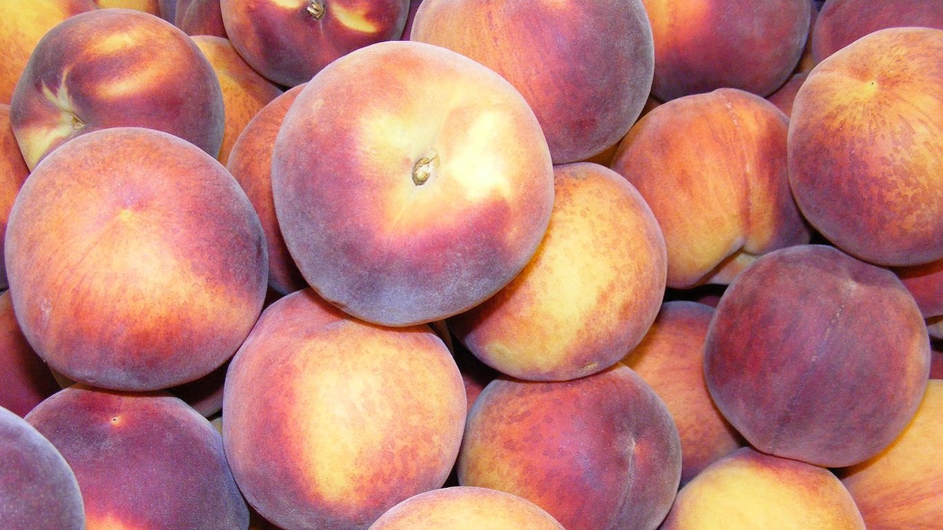 Free download Peach wallpaper ID:397525 1366x768 laptop for PC