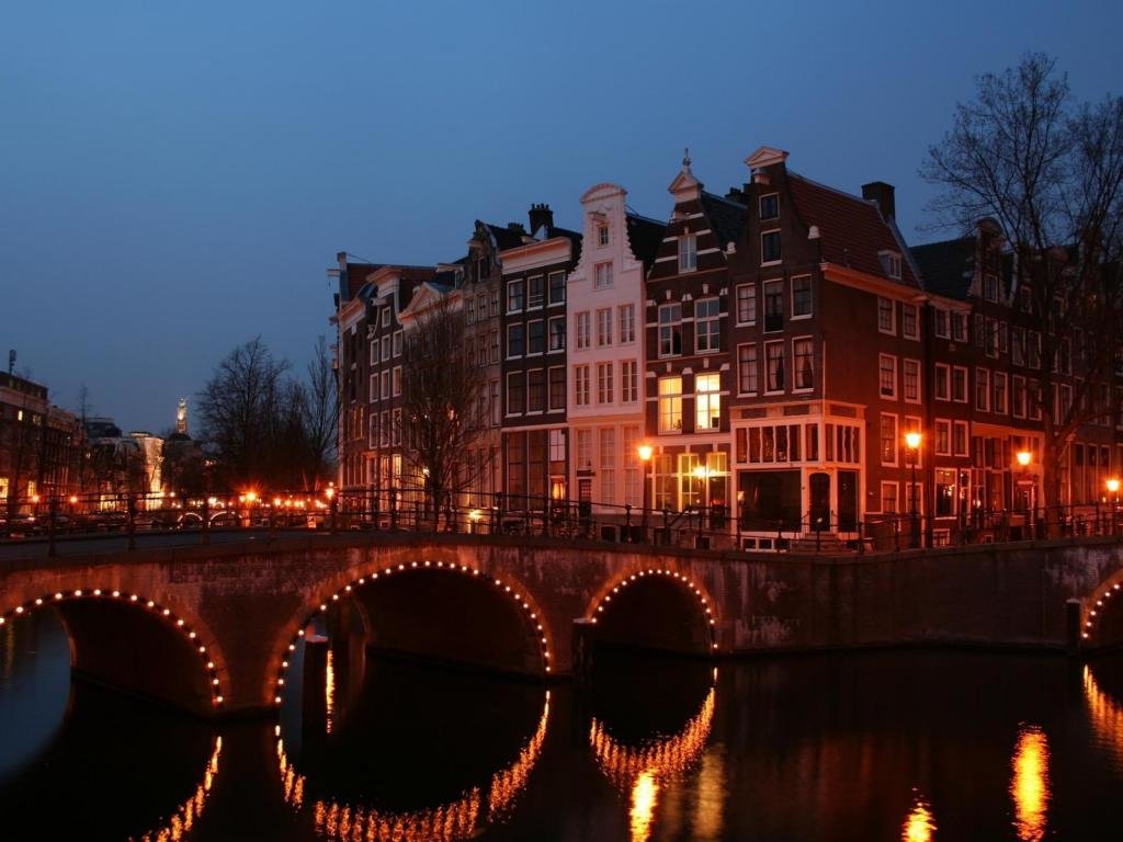 Free download Amsterdam background ID:490127 hd 1024x768 for PC