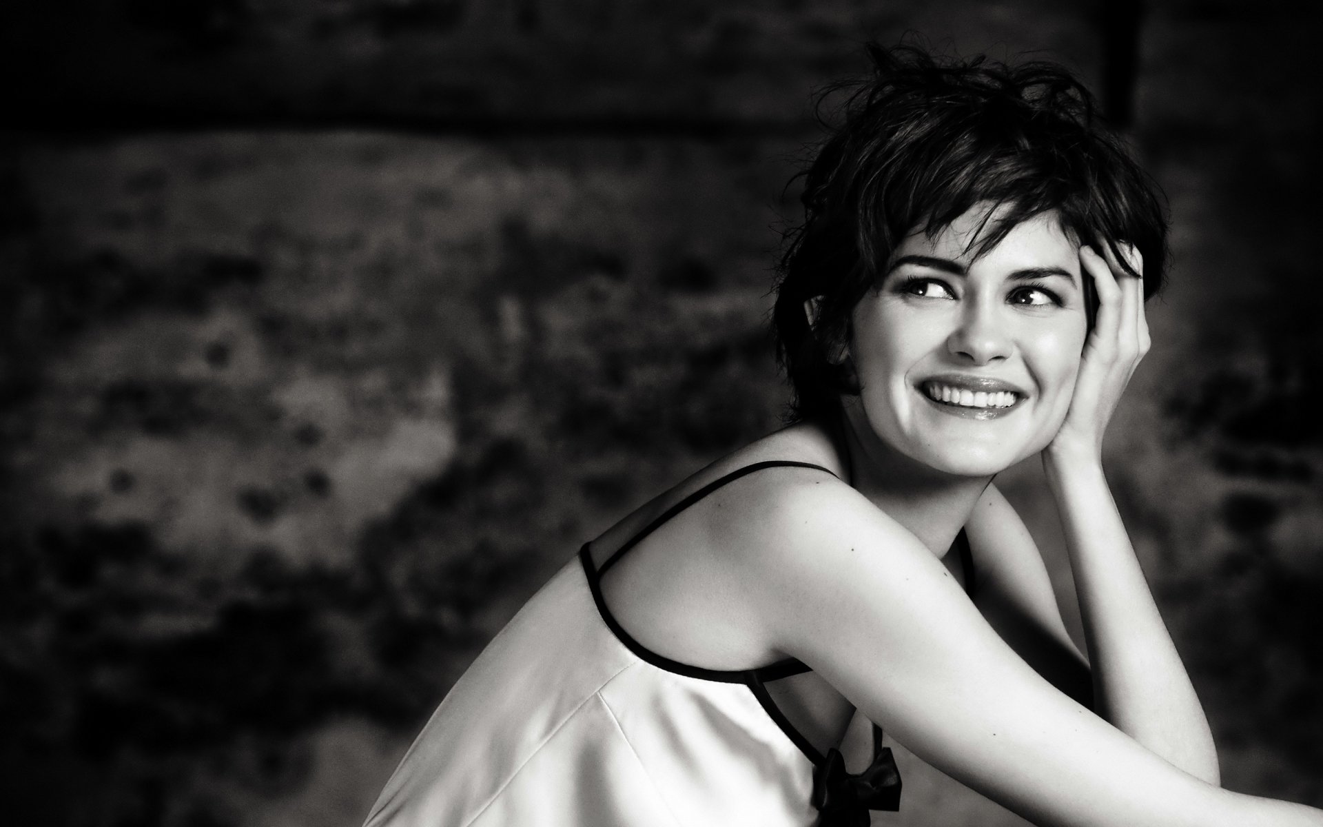 Awesome Audrey Tautou free wallpaper ID:340675 for hd 1920x1200 PC