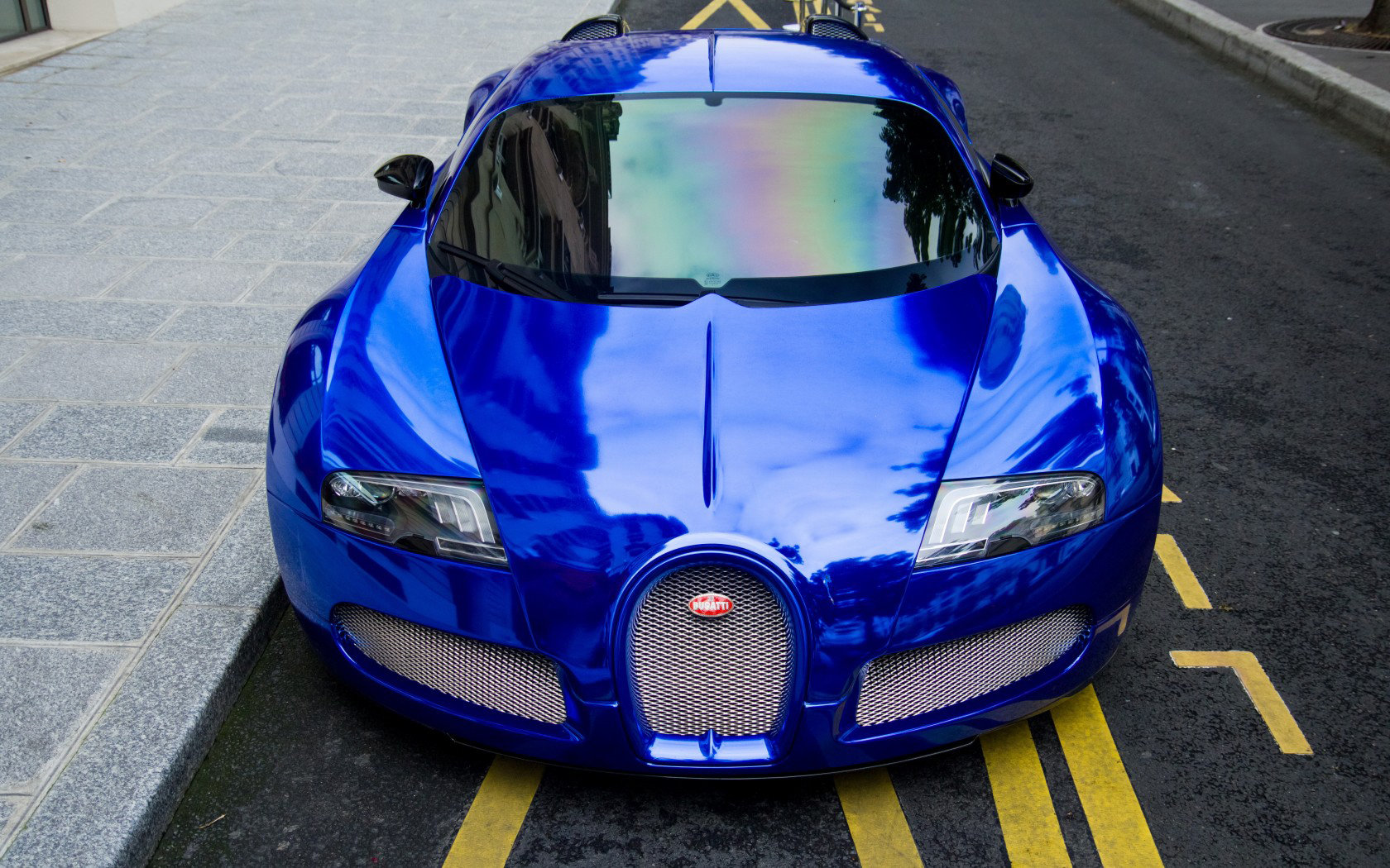 Download hd 1680x1050 Bugatti Veyron desktop background ID:297896 for free