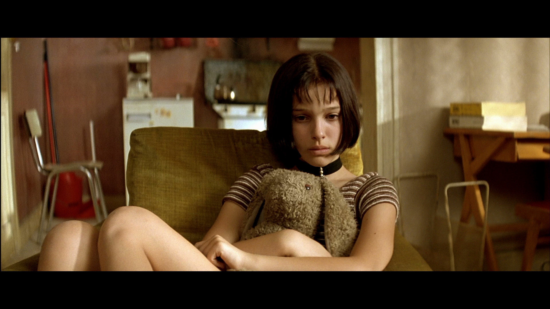 Free Leon: The Professional high quality background ID:114661 for hd 1920x1080 desktop