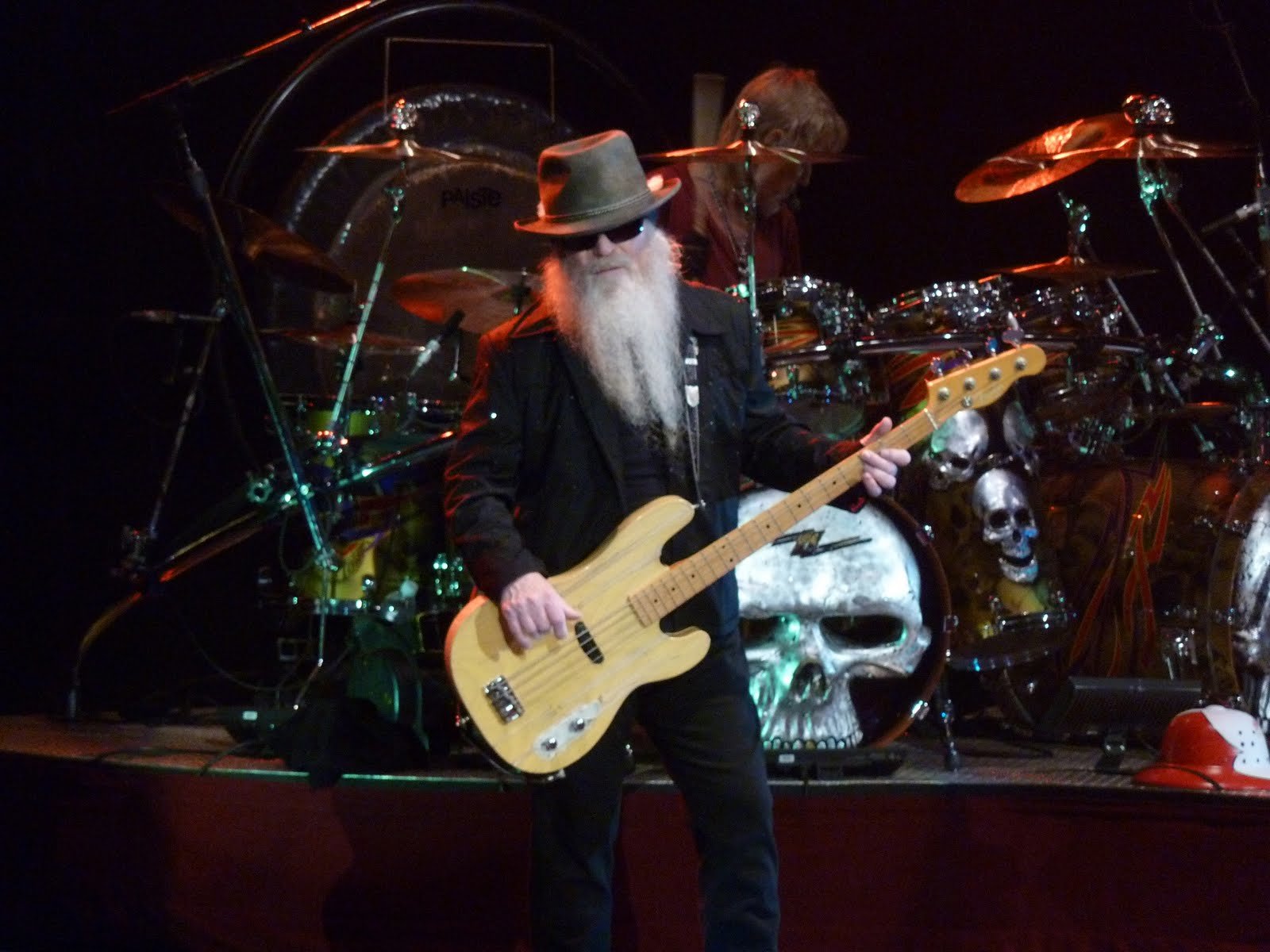 Download hd 1600x1200 ZZ Top PC wallpaper ID:187970 for free