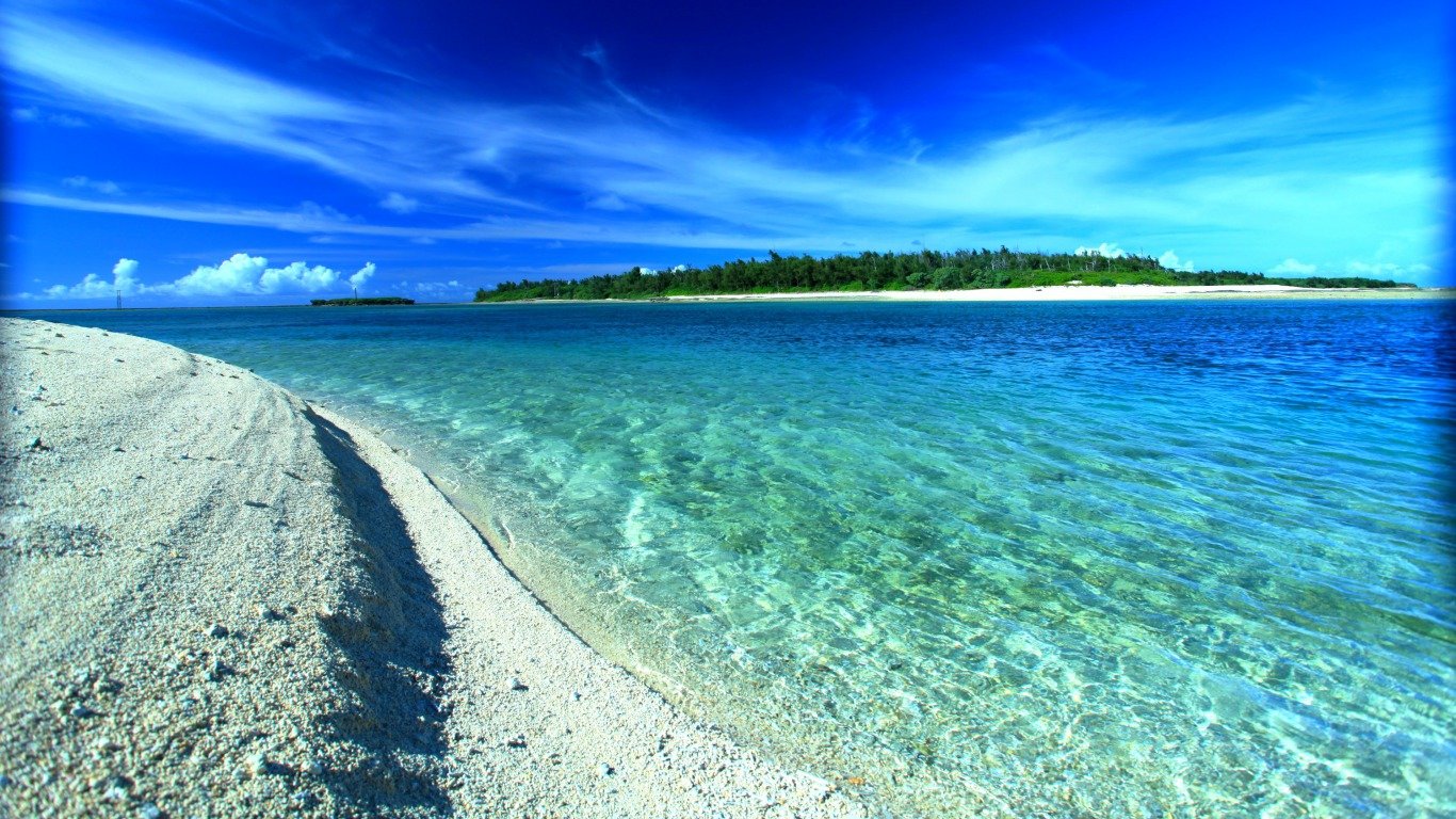 Download 1366x768 laptop Beach computer background ID:97701 for free