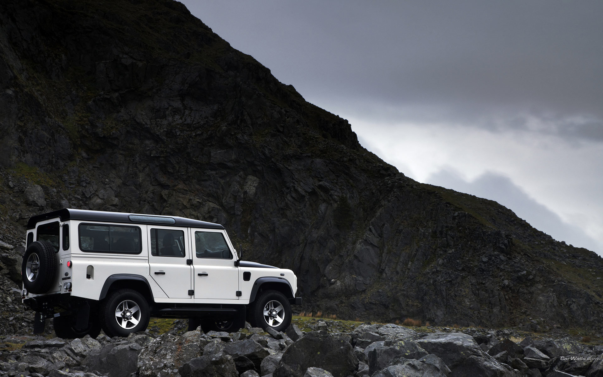 Free download Land Rover Defender wallpaper ID:307776 hd 1920x1200 for PC