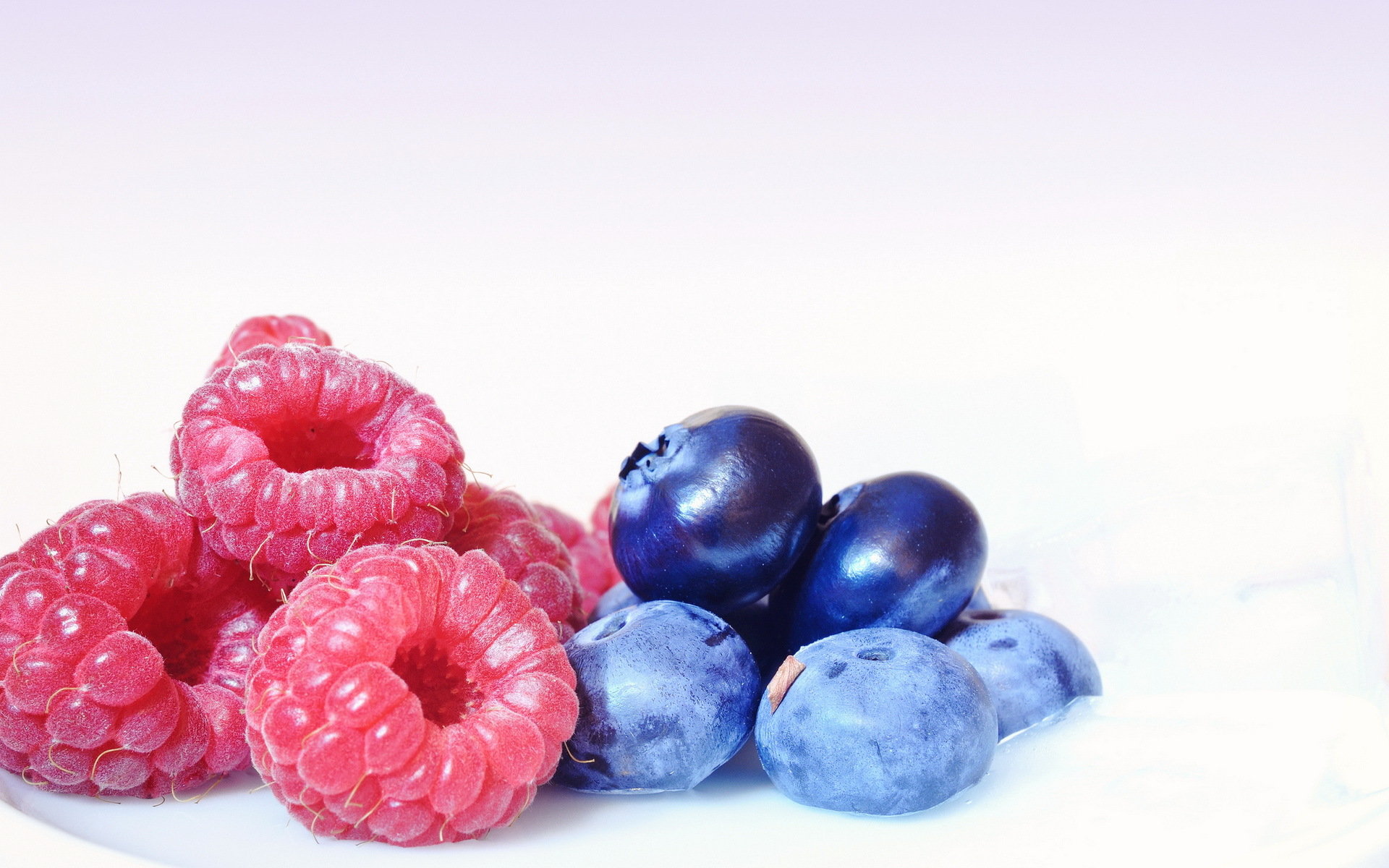 Download hd 1920x1200 Berry desktop background ID:178420 for free