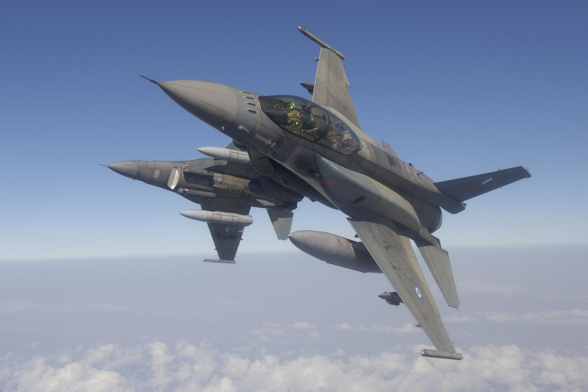Free General Dynamics F-16 Fighting Falcon high quality background ID:175064 for hd 1920x1280 PC