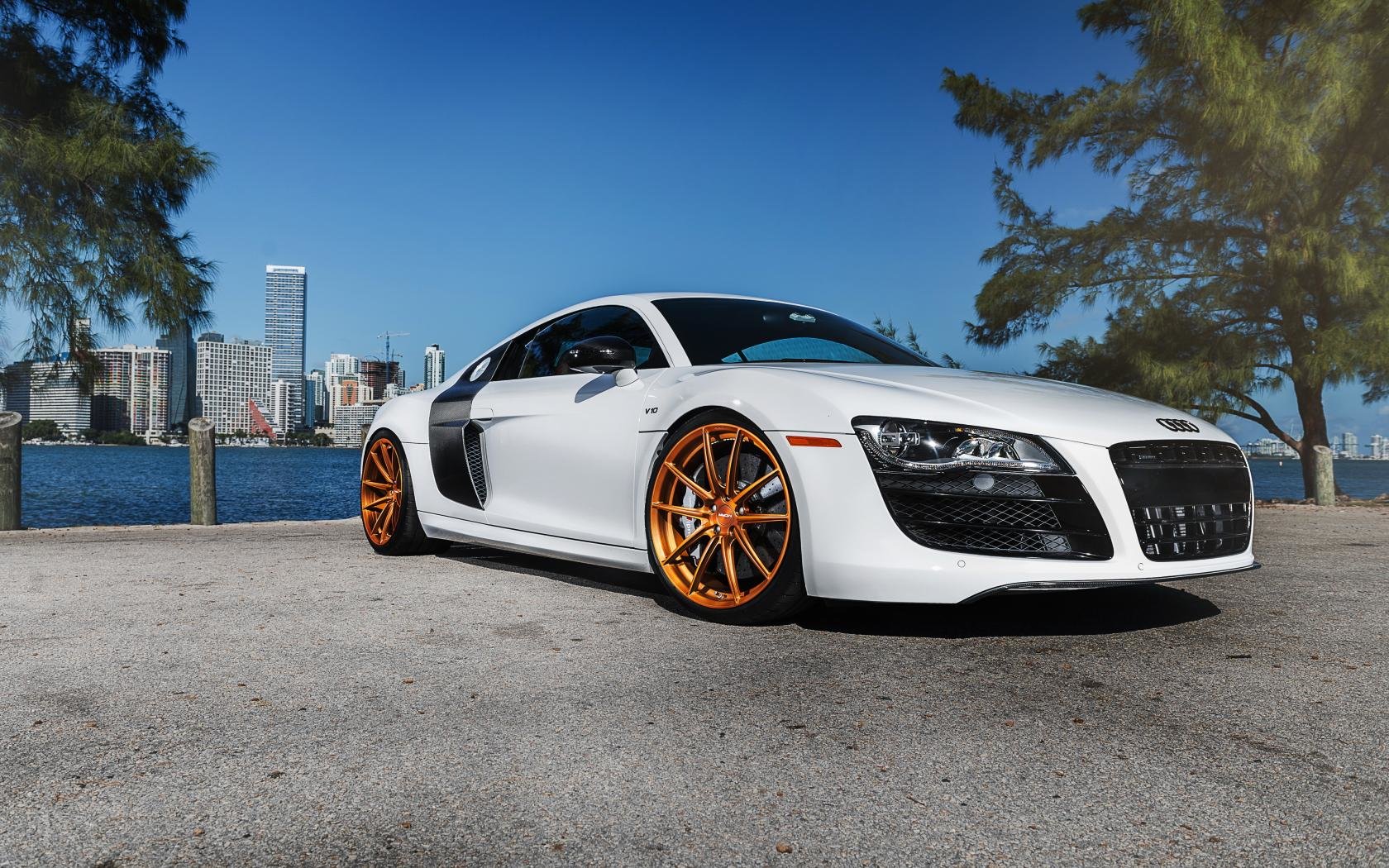 Free download Audi R8 background ID:452738 hd 1680x1050 for PC