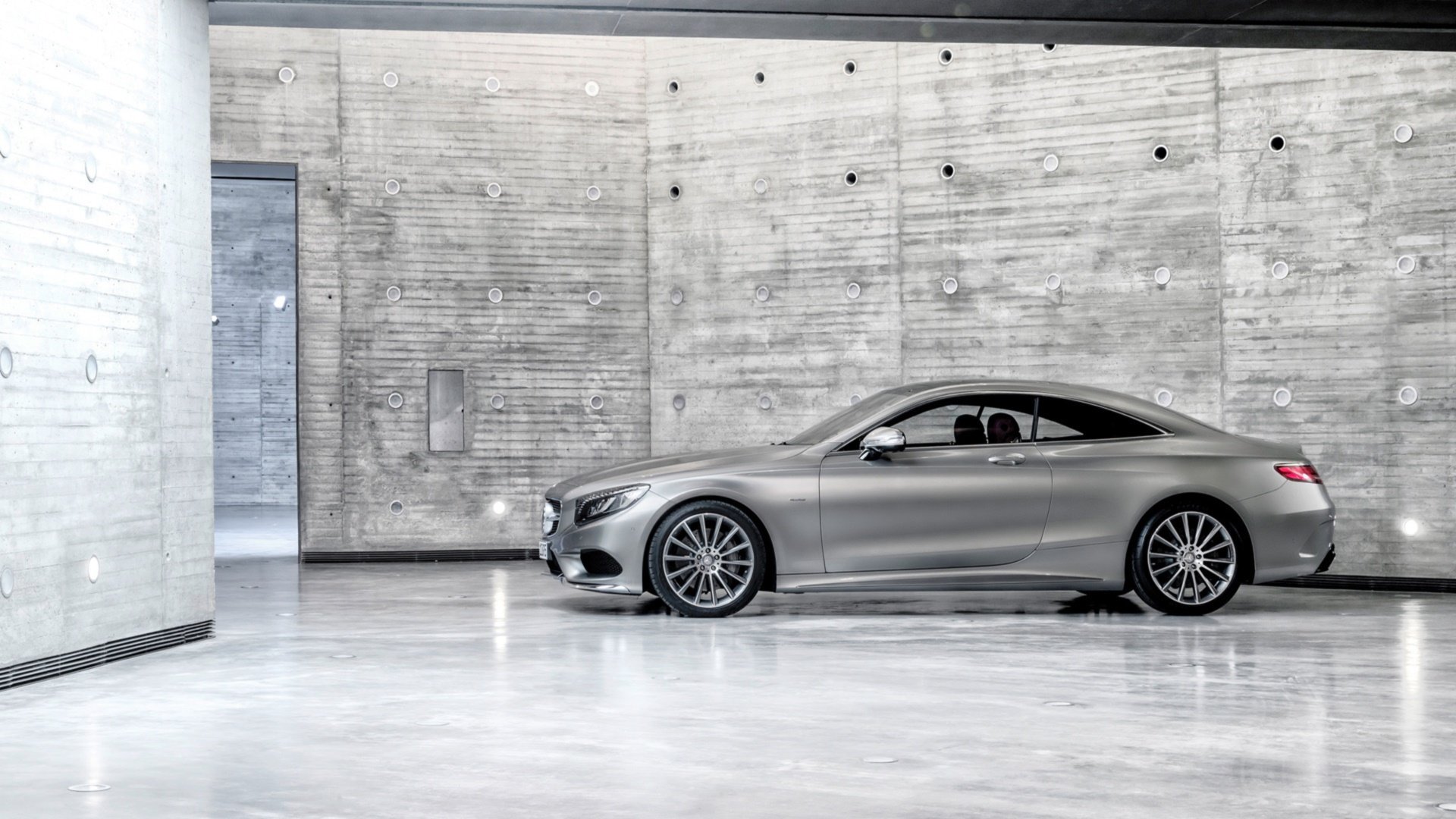 Download full hd Mercedes-Benz S-Class Coupe desktop background ID:21690 for free