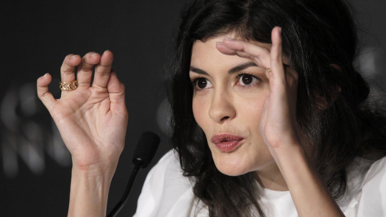 High resolution Audrey Tautou hd 1600x900 wallpaper ID:340683 for computer