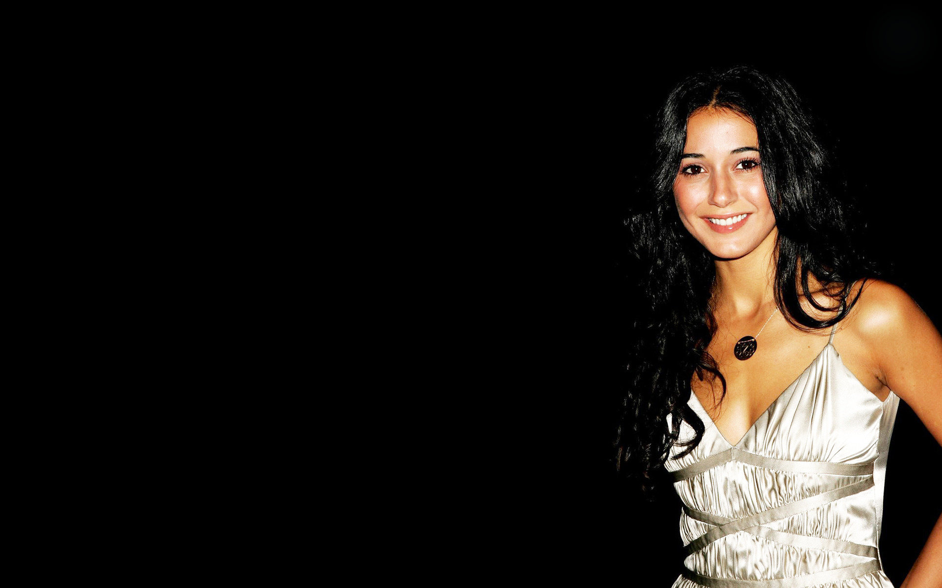Download hd 1920x1200 Emmanuelle Chriqui PC background ID:92857 for free