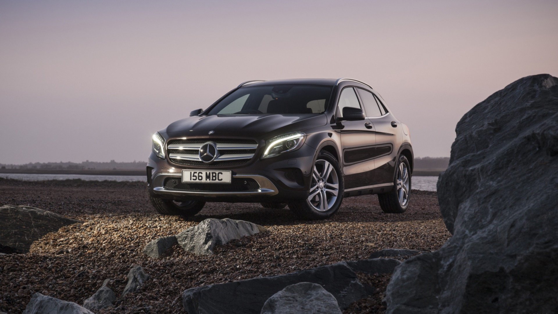 Awesome Mercedes-Benz GLA-Class free wallpaper ID:259388 for 1080p computer