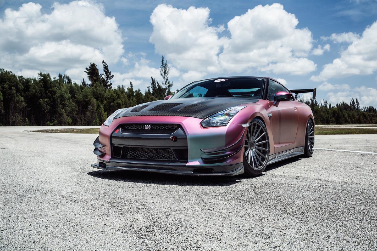 Awesome Nissan GT-R free wallpaper ID:438618 for hd 1440x960 desktop