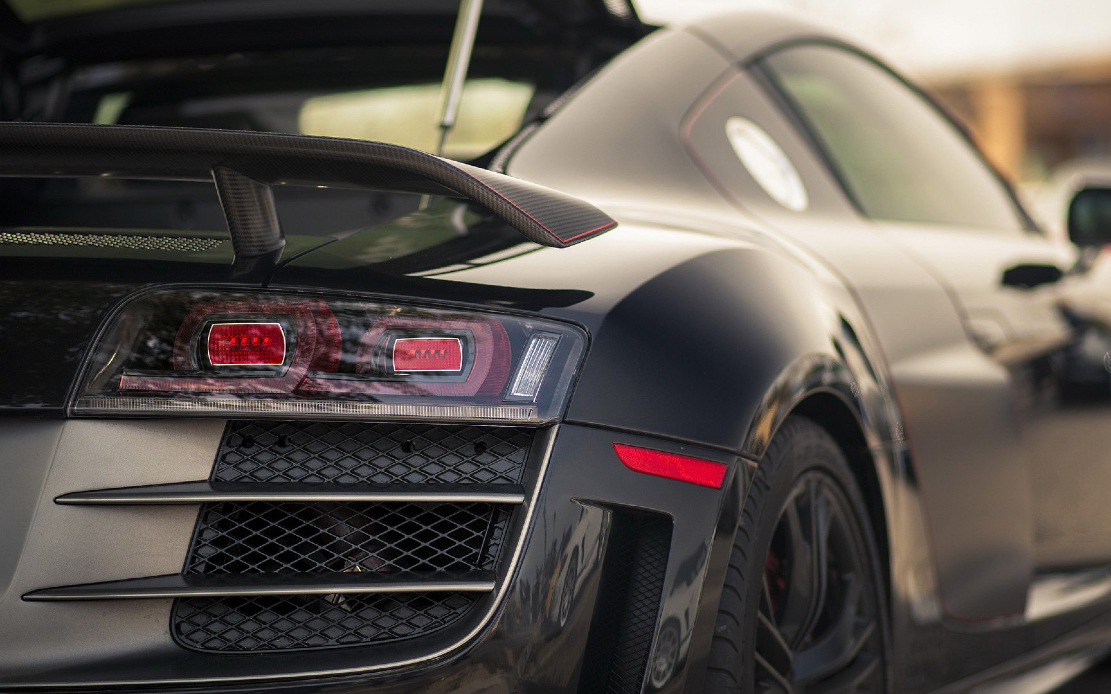 Awesome Audi R8 free wallpaper ID:452686 for hd 3840x2400 PC