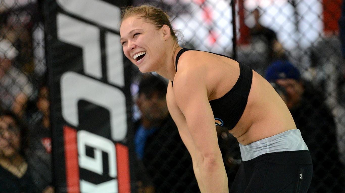 Best Ronda Rousey background ID:243688 for High Resolution 1366x768 laptop PC
