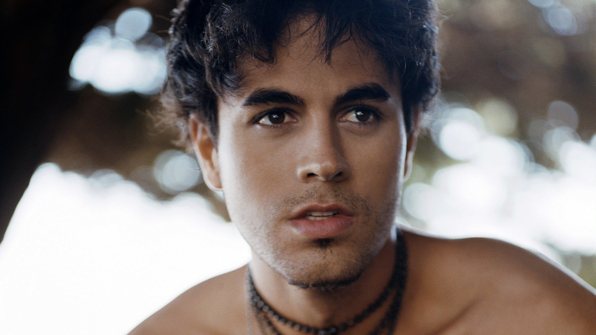 Free download Enrique Iglesias wallpaper ID:205918 hd 1080p for computer