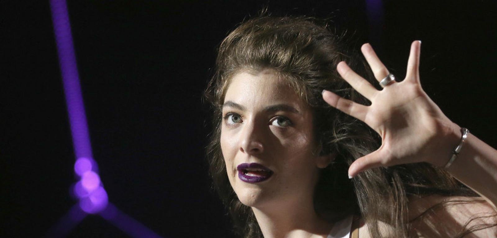 Awesome Lorde free background ID:83692 for hd 1600x768 desktop