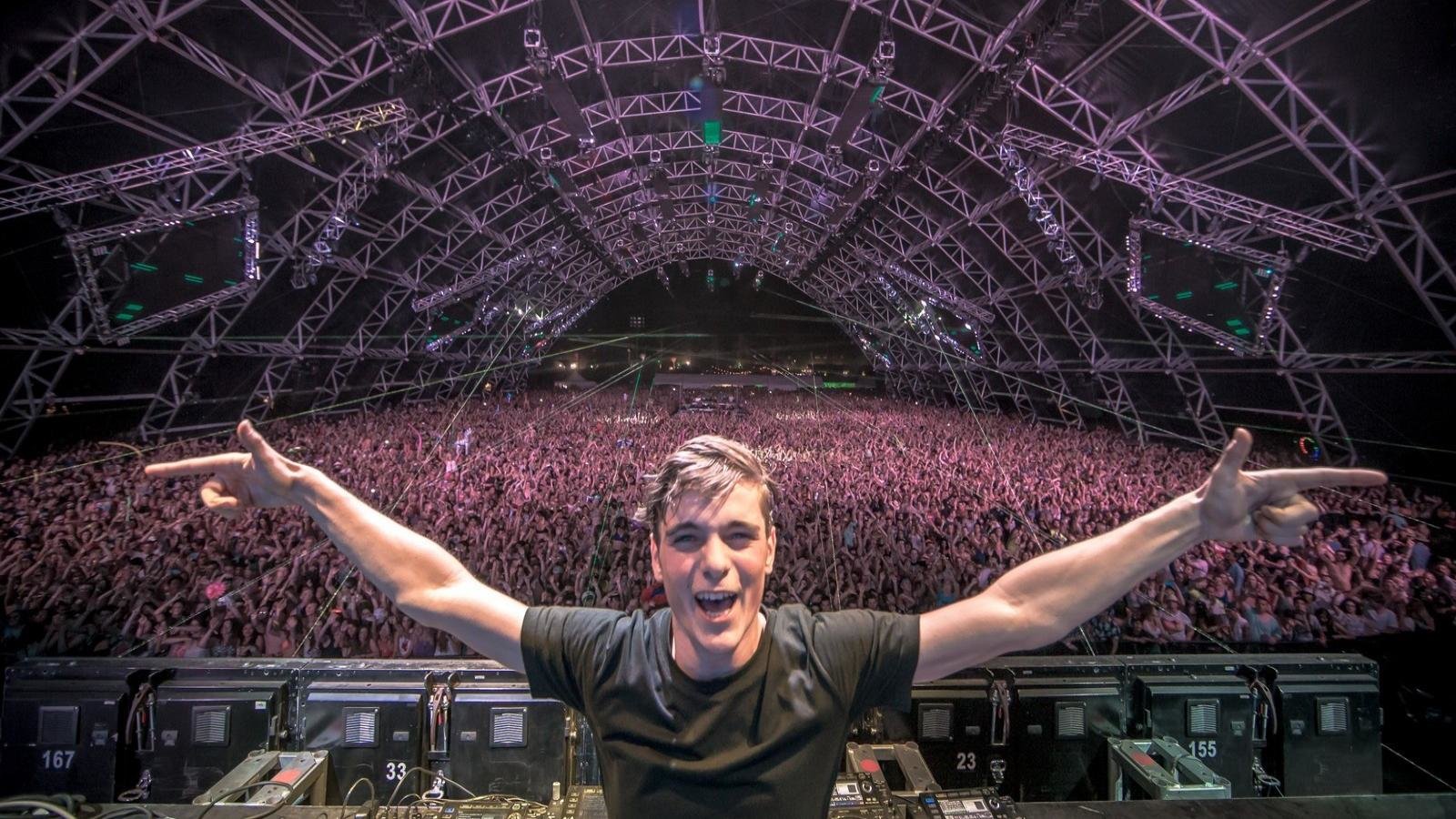 Download hd 1600x900 Martin Garrix PC background ID:47982 for free