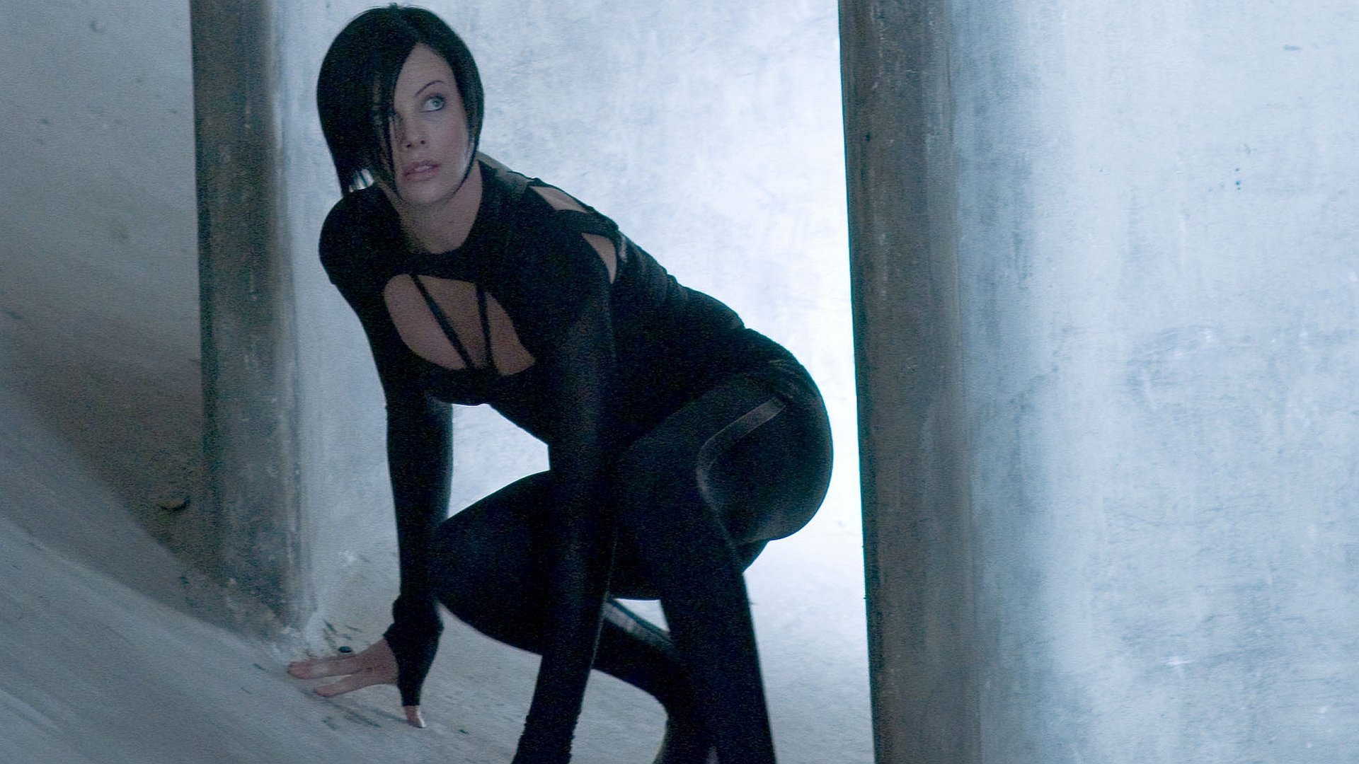 Free download Aeon Flux background ID:91314 hd 1080p for computer