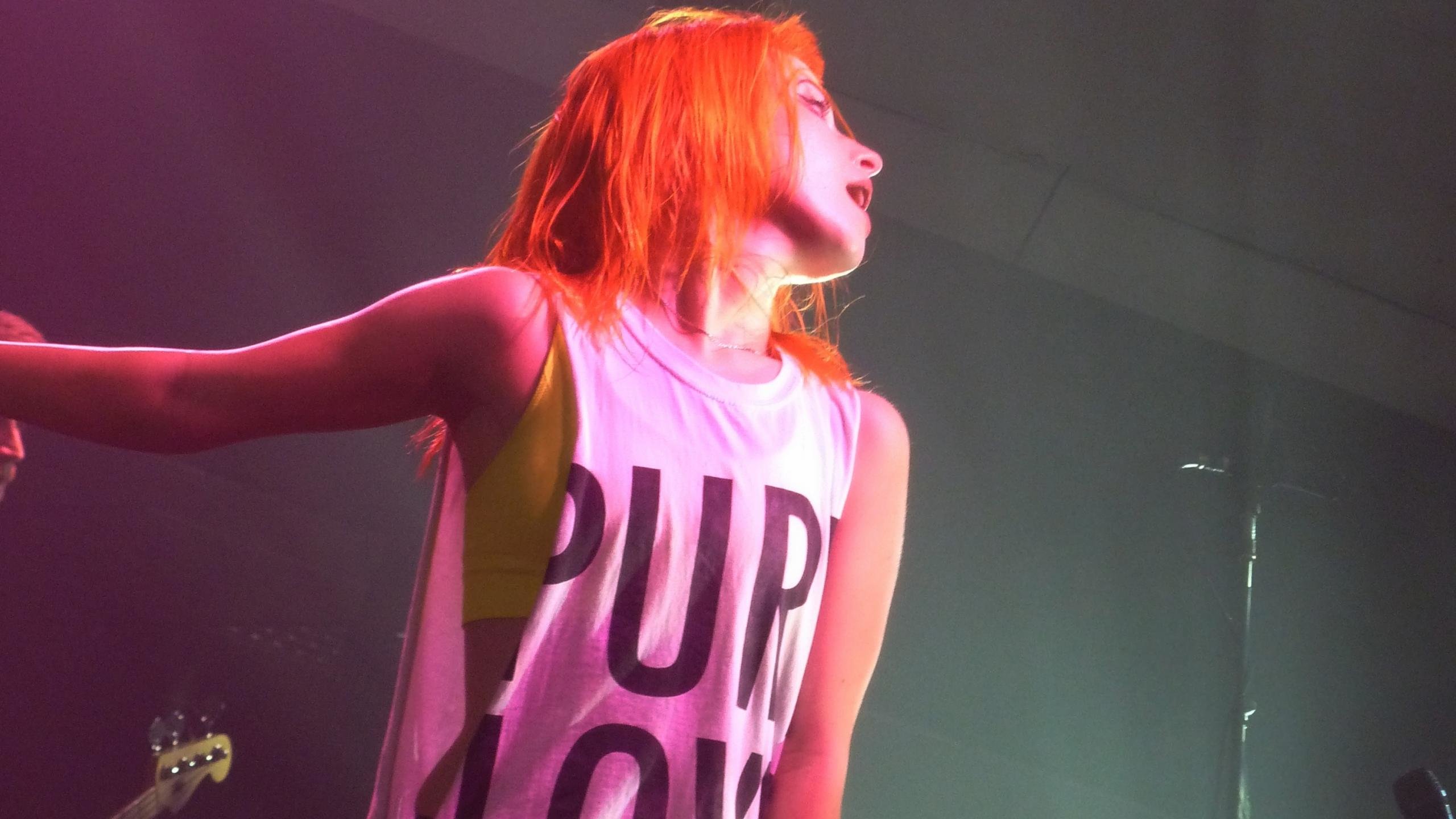 Download hd 2560x1440 Hayley Williams computer wallpaper ID:59385 for free