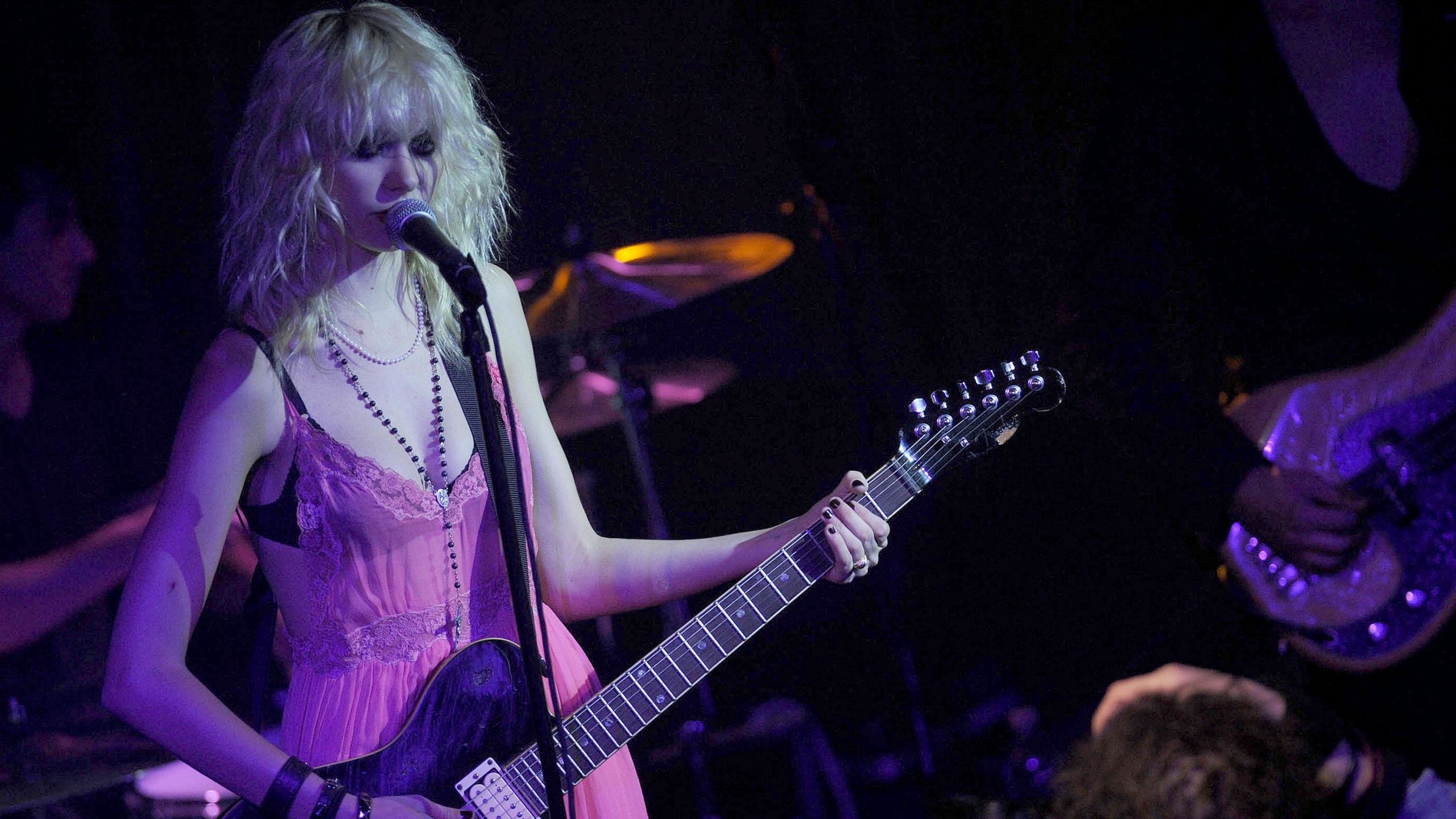 High resolution Taylor Momsen hd 2560x1440 wallpaper ID:244213 for computer