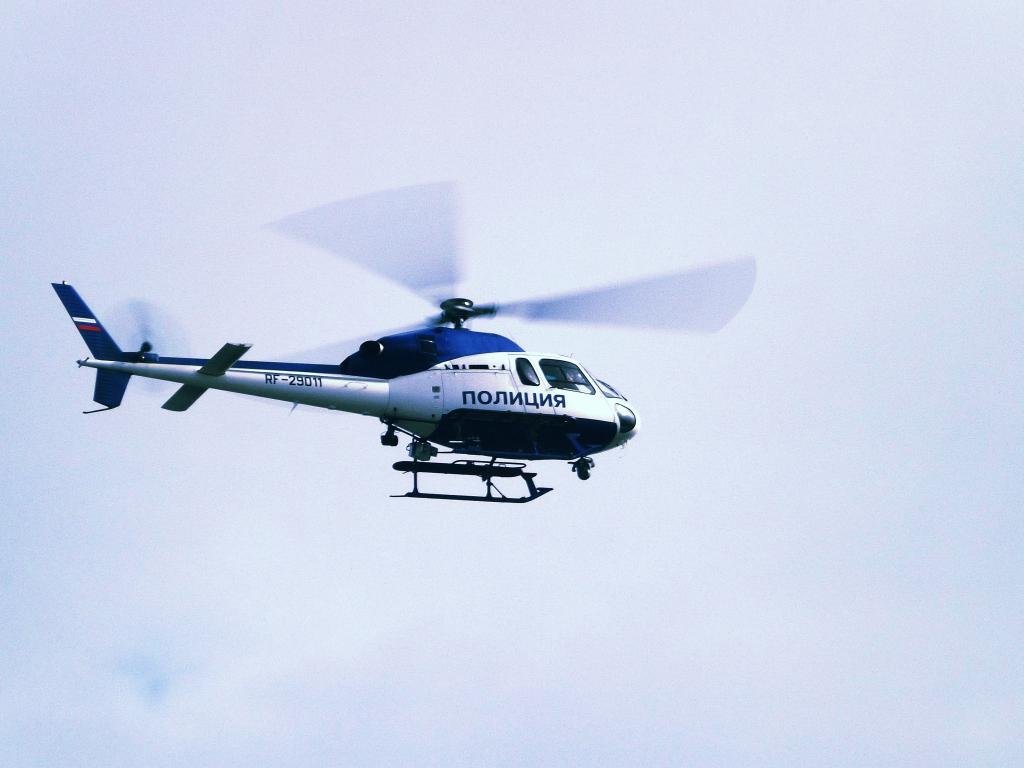 Download hd 1024x768 Civil Helicopter computer background ID:494444 for free