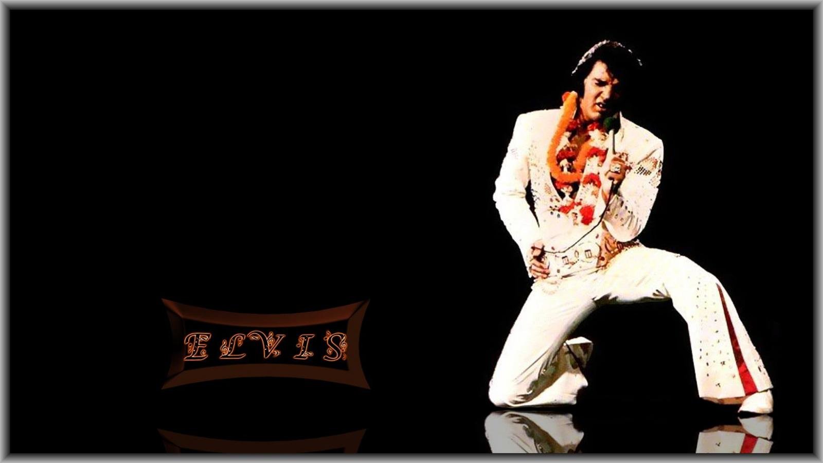 Awesome Elvis Presley free wallpaper ID:345185 for hd 1600x900 PC