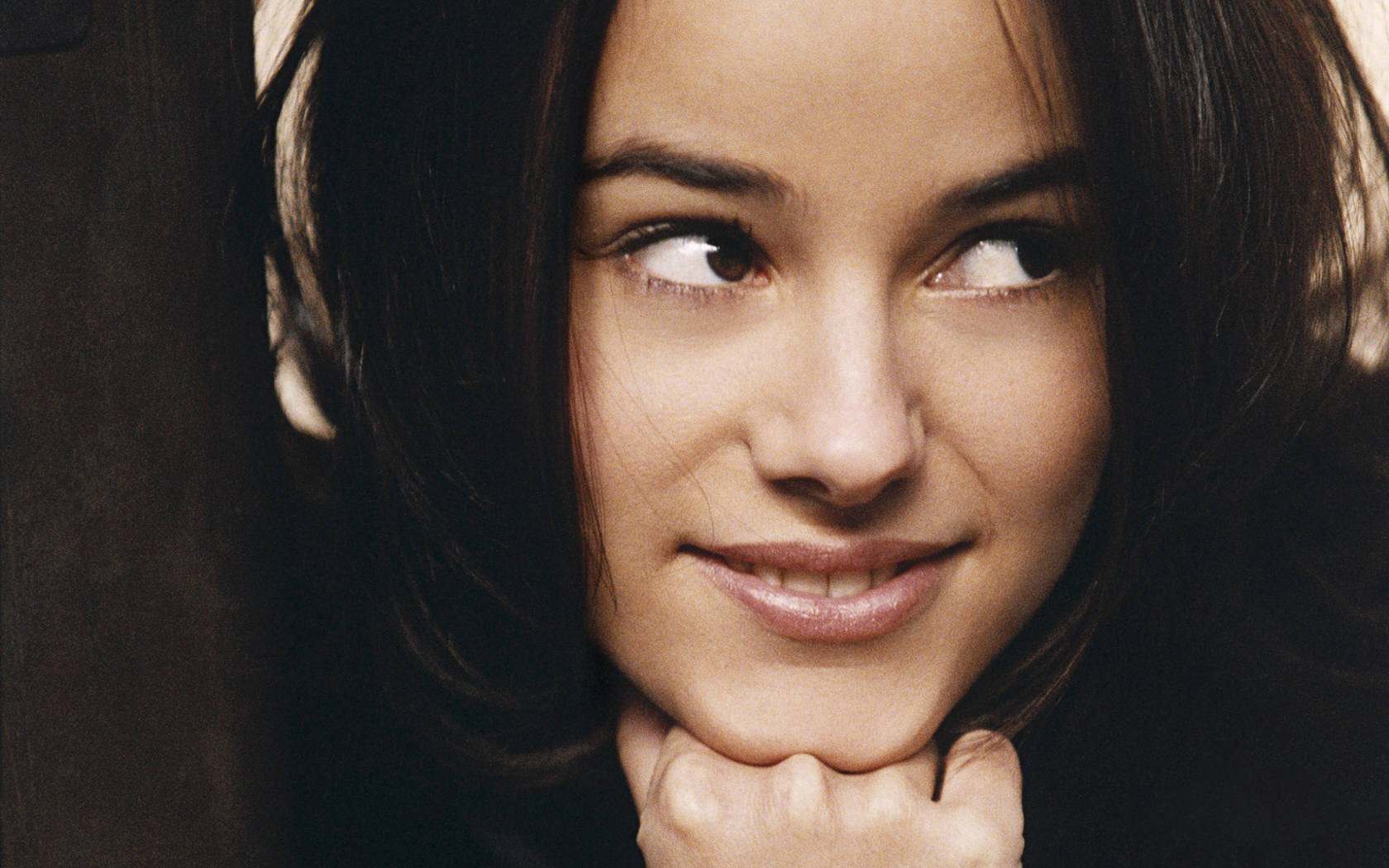 High resolution Alizee hd 1680x1050 background ID:227087 for desktop
