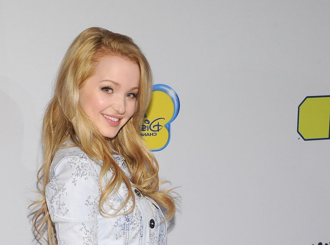 Free Dove Cameron high quality background ID:319007 for hd 1120x832 PC