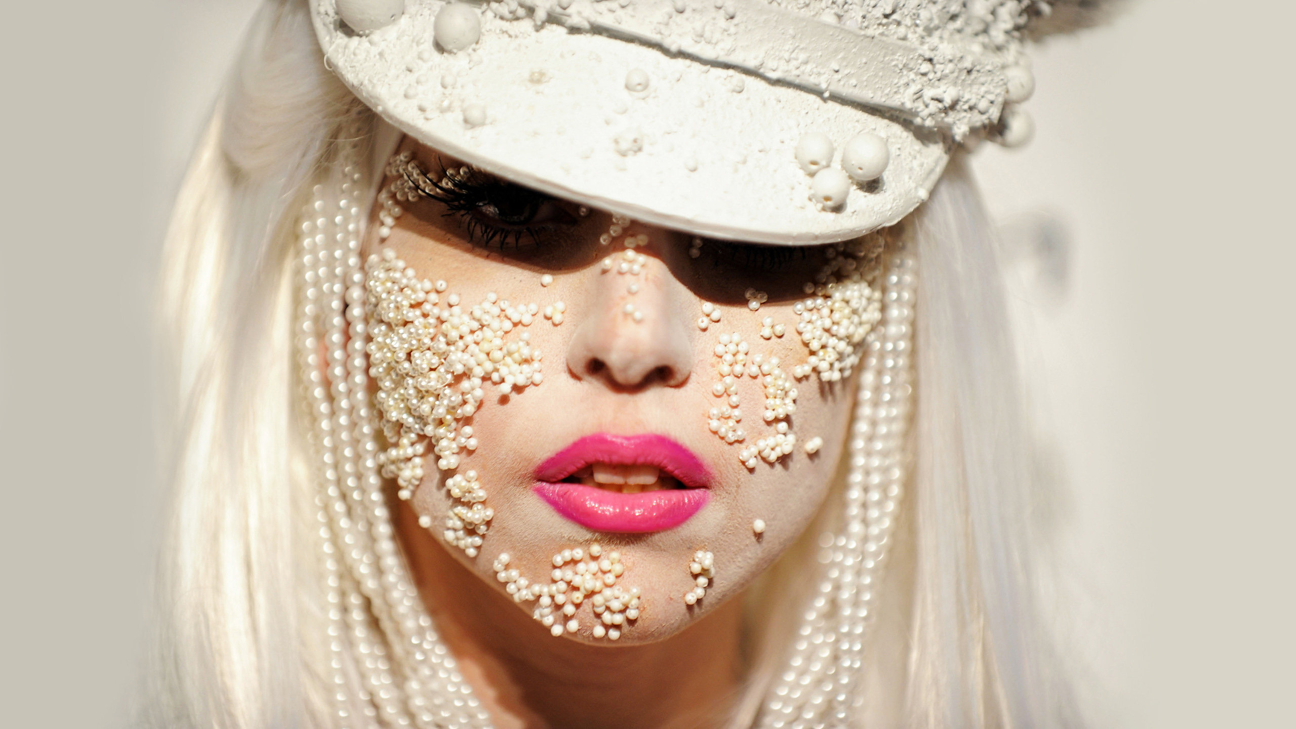 Free download Lady Gaga wallpaper ID:291390 hd 2560x1440 for desktop