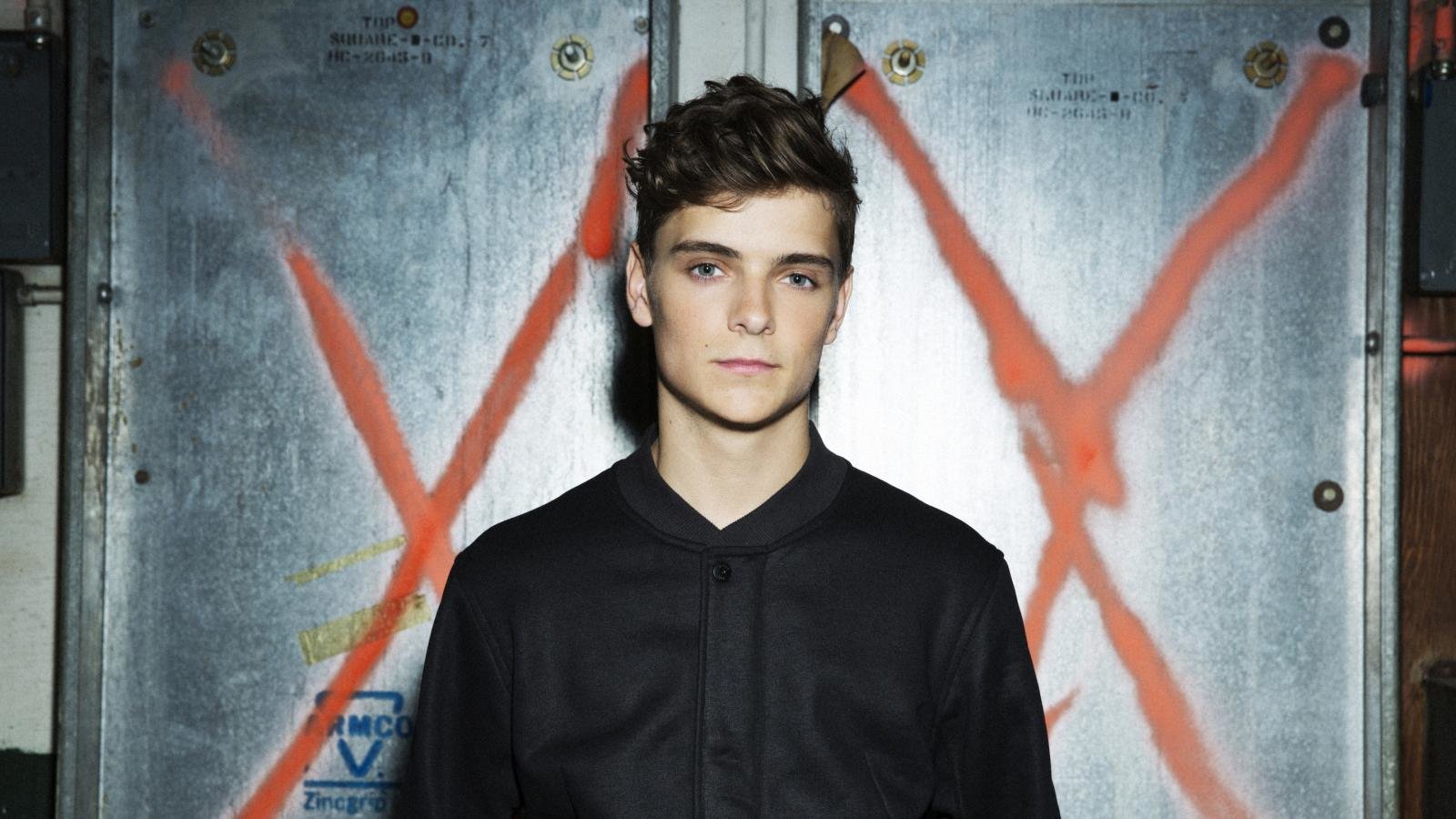 Free download Martin Garrix background ID:47981 hd 1600x900 for computer