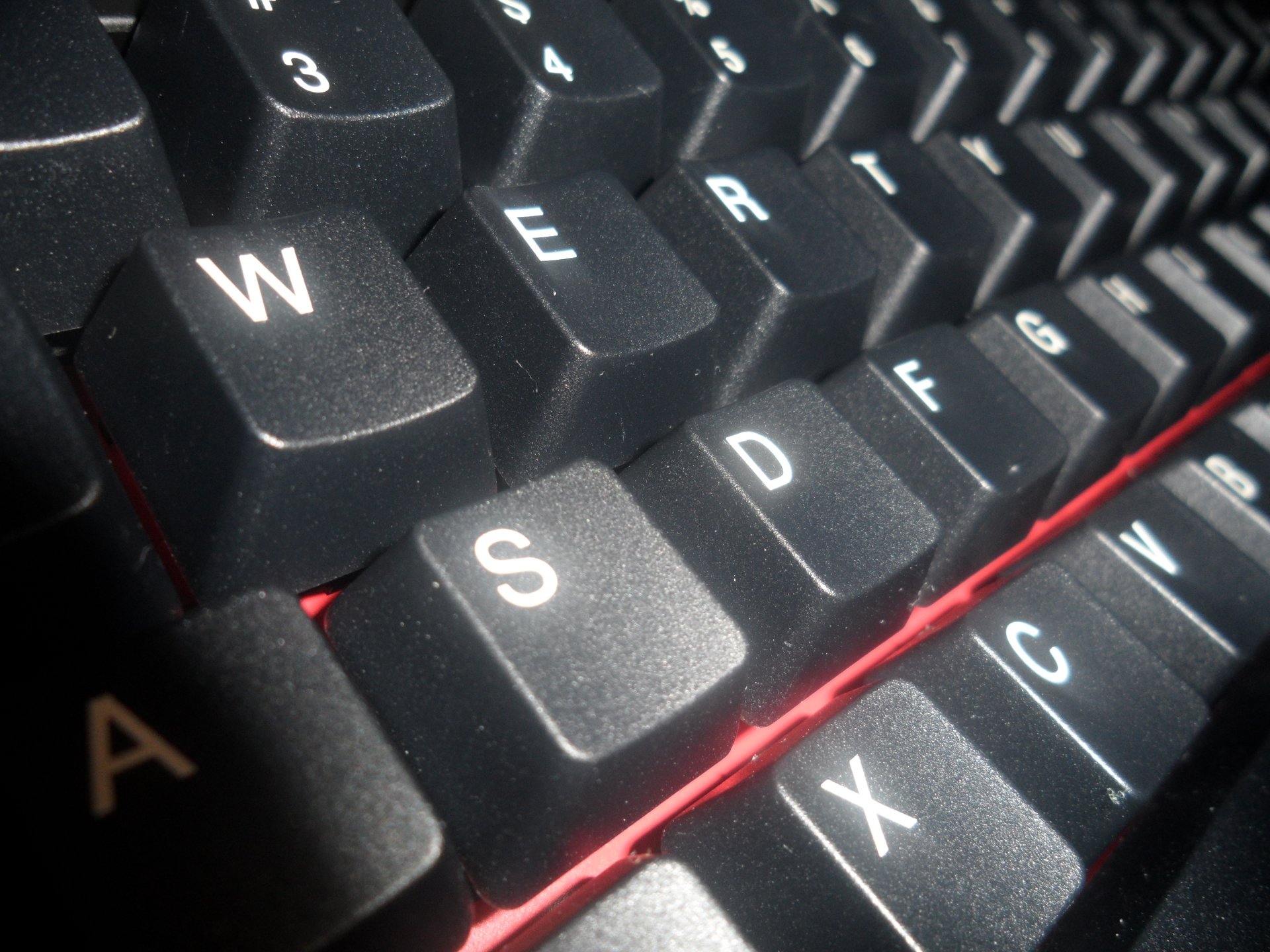 Download hd 1920x1440 Keyboard computer background ID:497911 for free