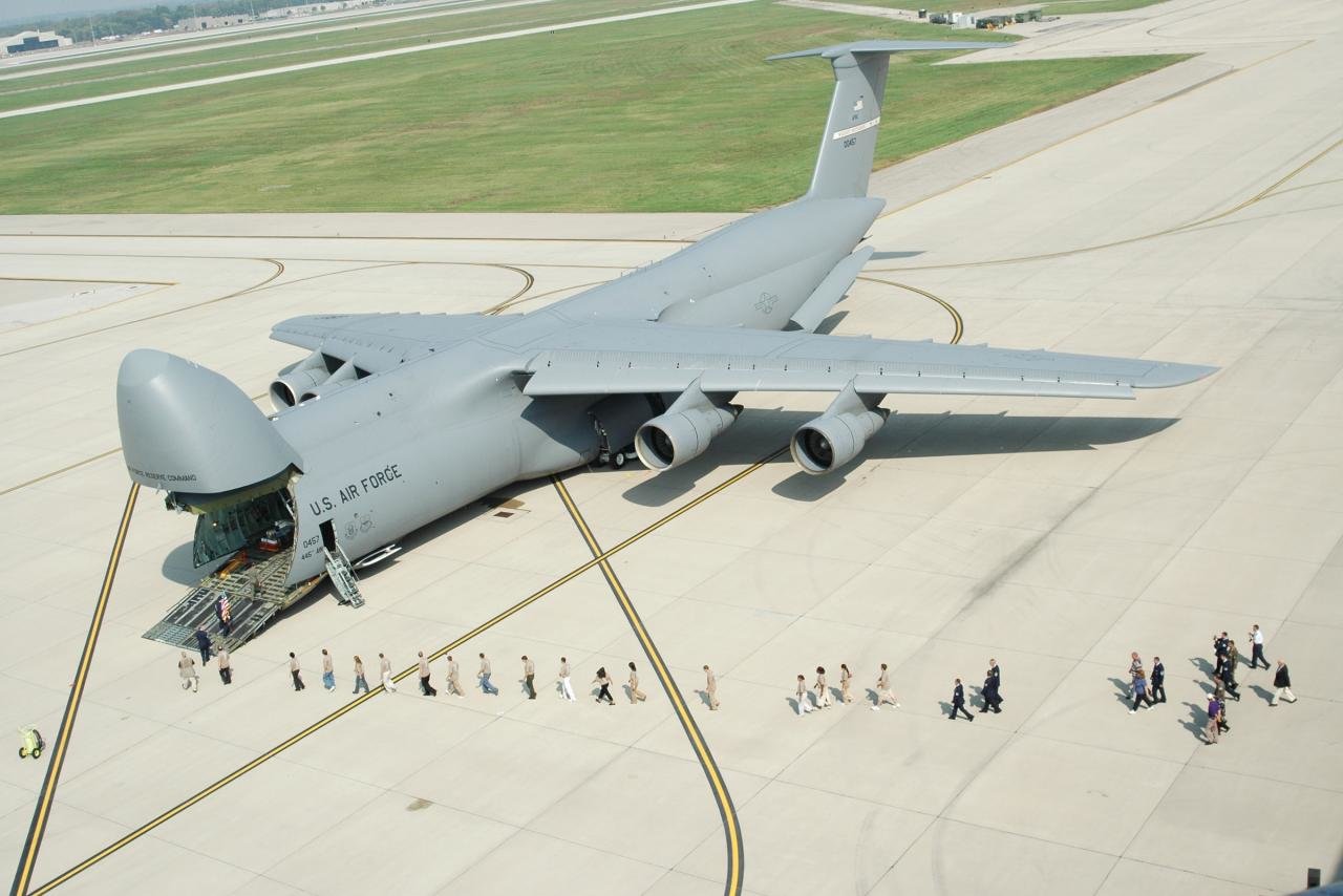 Awesome Lockheed C-5 Galaxy free background ID:496503 for hd 1280x854 computer