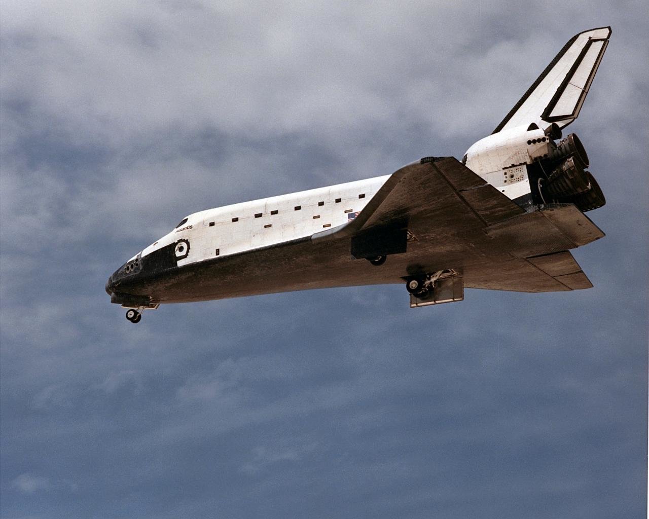 Awesome Space Shuttle Atlantis free background ID:460468 for hd 1280x1024 computer