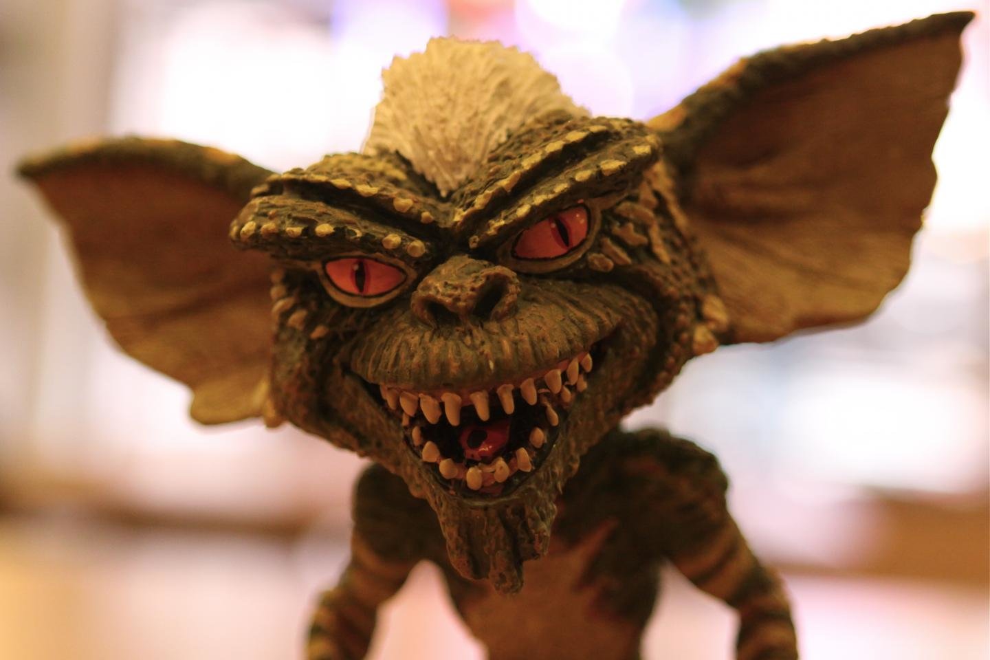 Download hd 1440x960 Gremlins computer wallpaper ID:291130 for free