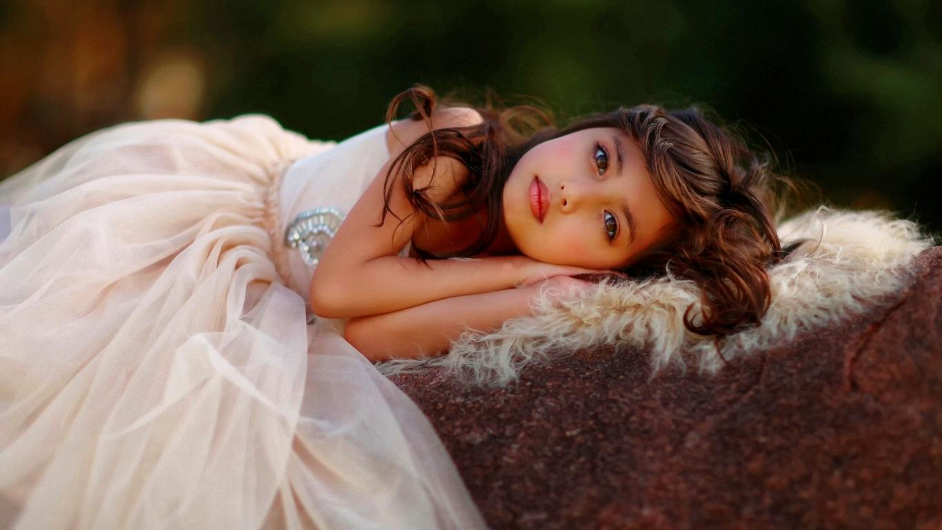 Awesome Kids & Children free wallpaper ID:27911 for 1366x768 laptop computer