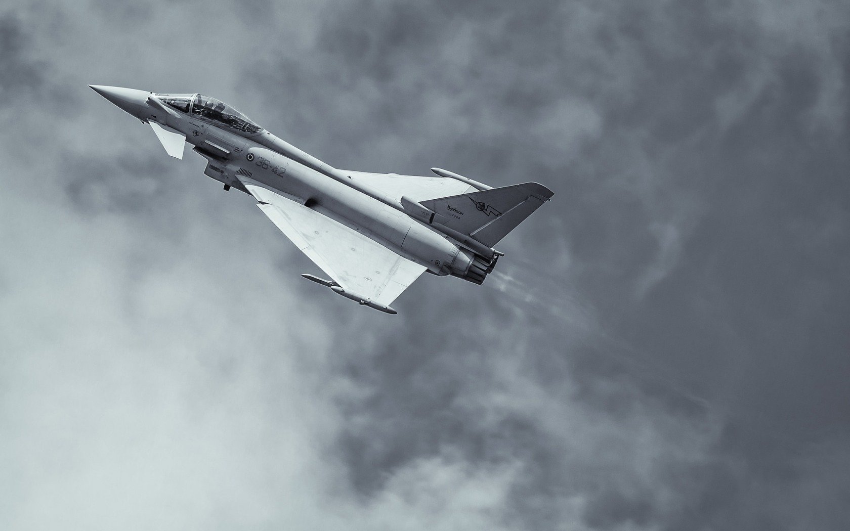 Awesome Eurofighter Typhoon free wallpaper ID:243623 for hd 1680x1050 desktop