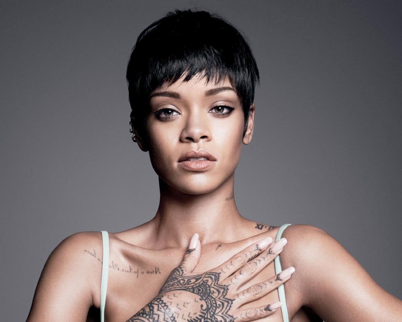 Download hd 1280x1024 Rihanna computer wallpaper ID:469513 for free