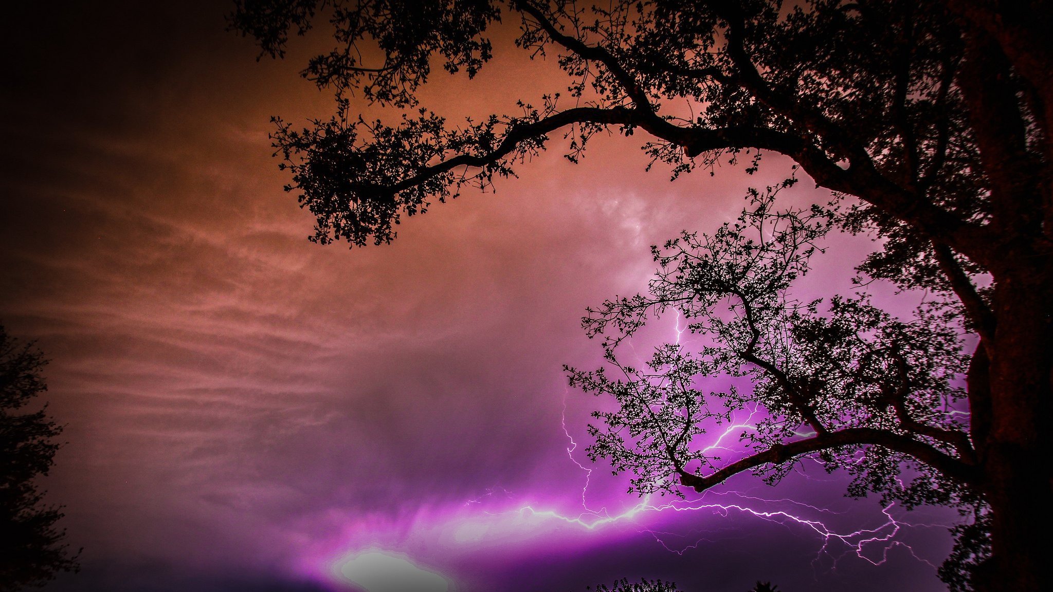 Awesome Lightning free wallpaper ID:214073 for hd 2048x1152 desktop
