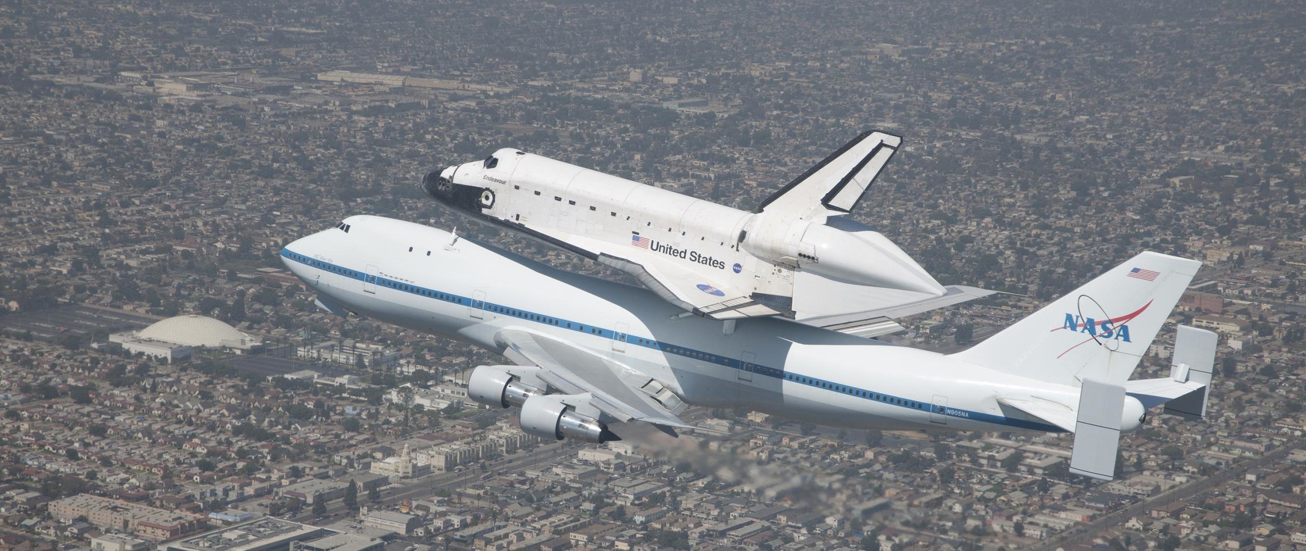 Awesome Space Shuttle Endeavour free wallpaper ID:315452 for hd 2560x1080 computer