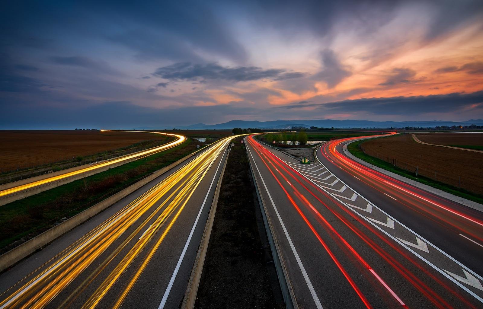 Free download Highway background ID:477982 hd 1600x1024 for desktop